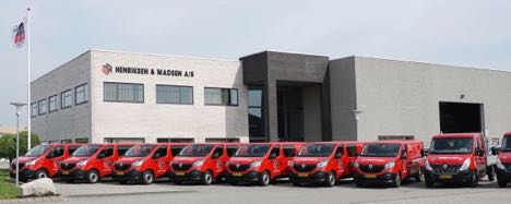 Renault-forhandler leverer 11 varebiler til samme kunde - p samme dag