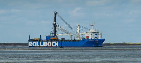Verdens strste mobile havnekran er ankommet til Esbjerg