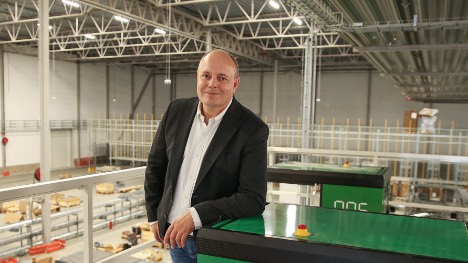 Norsk pakkedistributr tager nyt robotlager i Kge i brug
