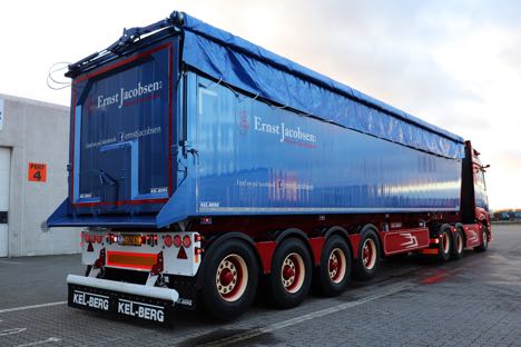 Esbjerg-vognmand tager l�sset med ny tip-trailer