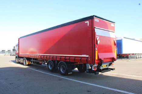 Transportvirksomhed i Ikast tog fire city-trailere