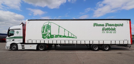 Transportfirma fra Østbirk kører ud med mega-trailer