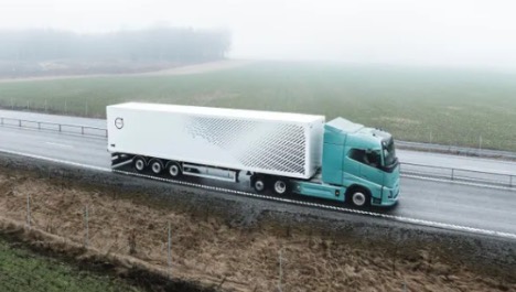 Elektrisk lastbil fra Sverige rkker 600 kilometer og lader op p 40 minutter
