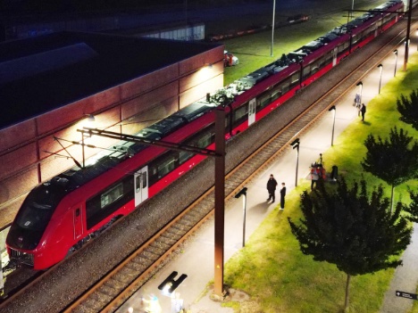 Det første IC5-tog er ankommet til Danmark