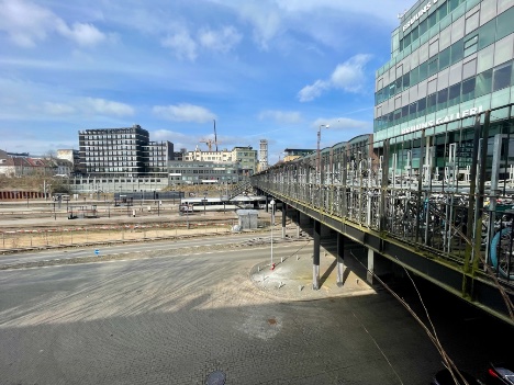 Konstruktion over banegrav er svækket - cykelparkering lukker øjeblikkeligt