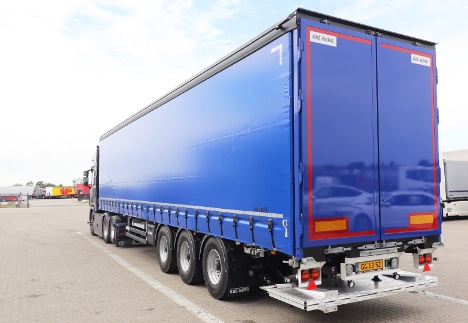 Gardintrailer er fleksibel med sit h�ve- og skydetag